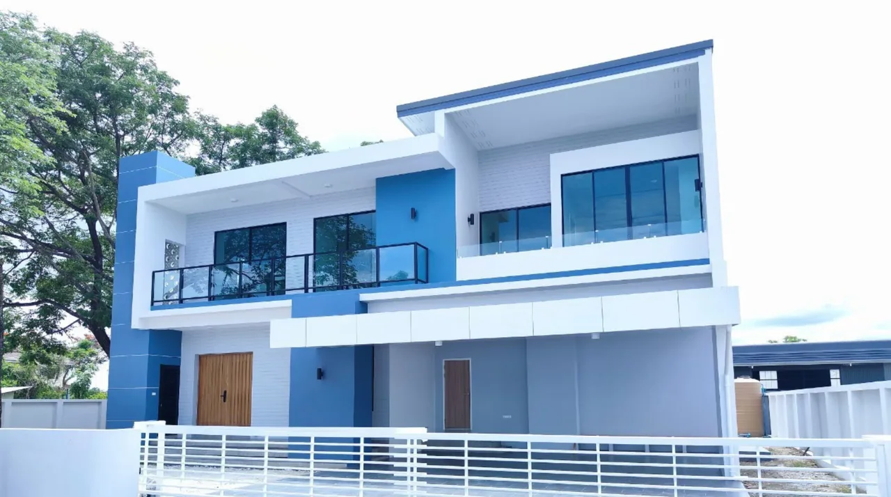บ้านโมเดิร์น โทนน้ำเงินขาว